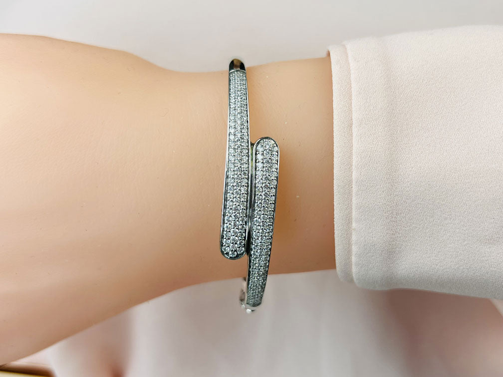 Luxe Diamond Bangle