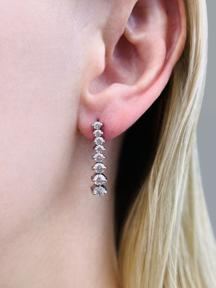 Graduated Diamond Drop Earrings In