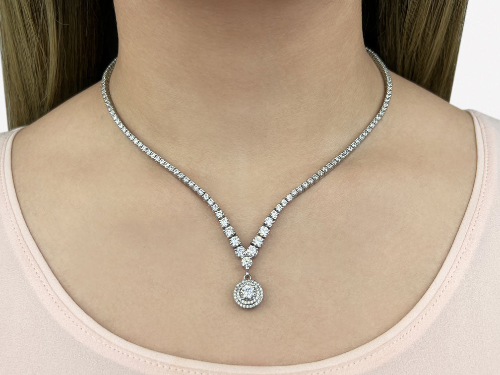 Remarkable Plunging V Neck Diamond Necklace