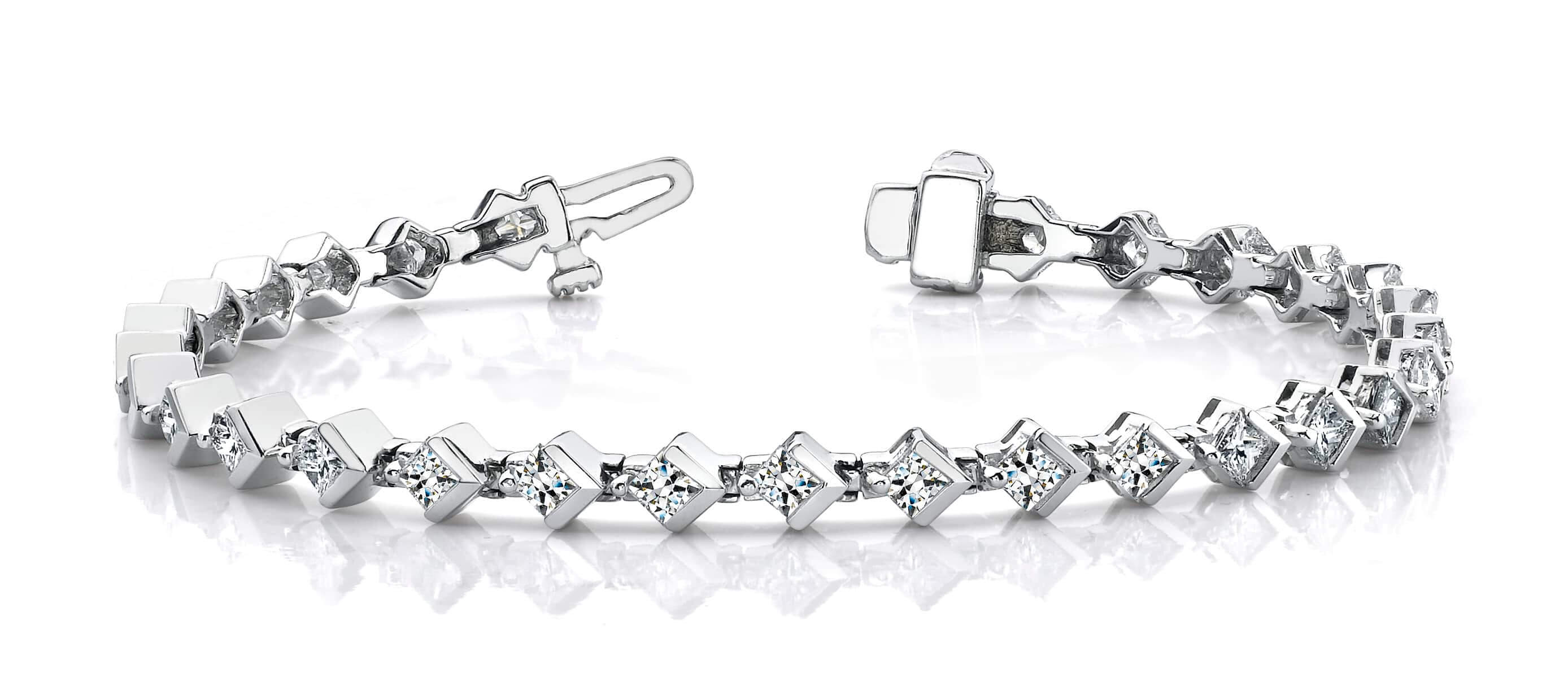 Half Diamond Link Diamond Bracelet