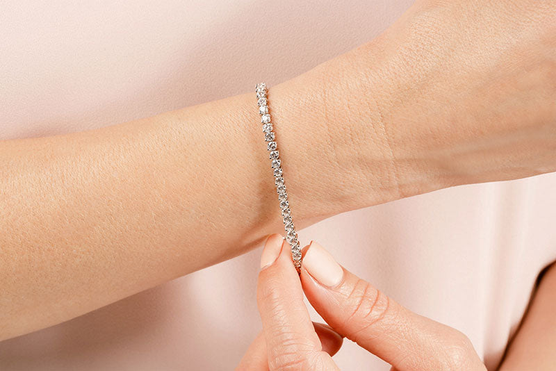 2 Prong Set Round Diamond Tennis Bracelet