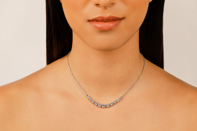 Classic Strand Necklace With Graduated Diamonds And Chain