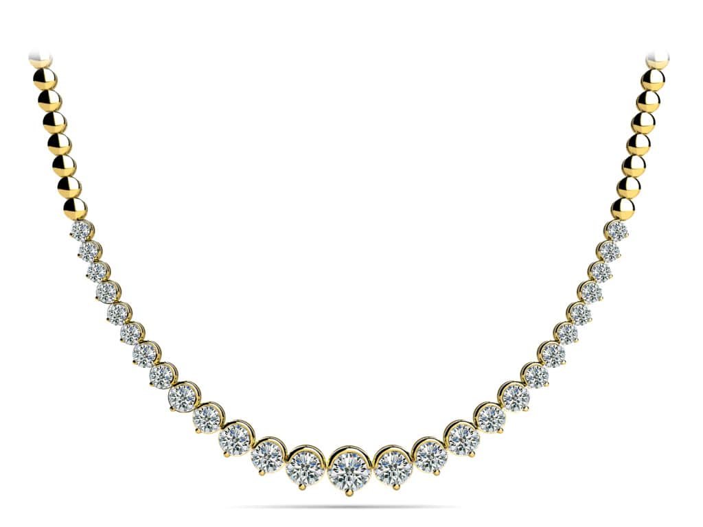 Strand Of Diamonds With Shiny Links